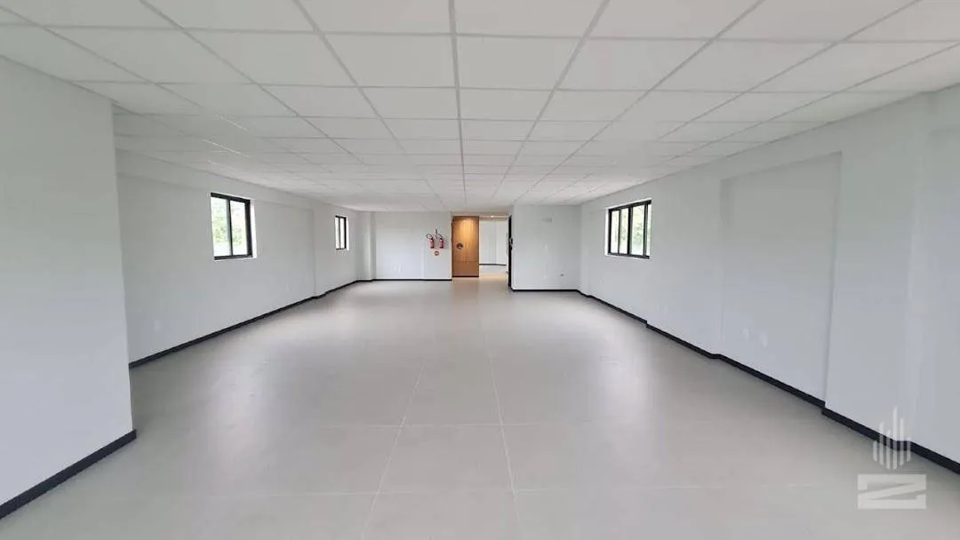 Sala Comercial a venda 170m no bairro Ponta Aguda em Blumenau - foto 1