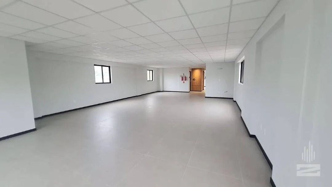 Sala/Escritório à venda, 3 vagas, 170m² na Rua Bogotá no Ponta Aguda, Blumenau — foto 3