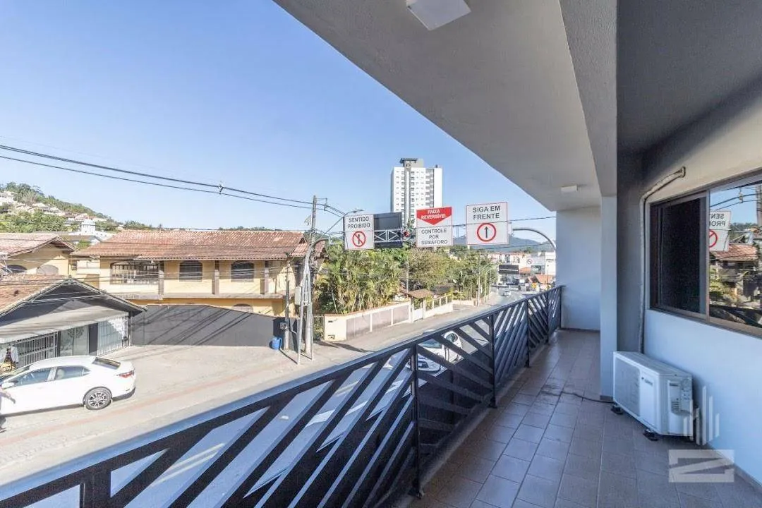 Casa com 3 dormitórios à venda, 600 m por R$ 2.300.000,00 - Água Verde - Blumenau/SC — foto 4