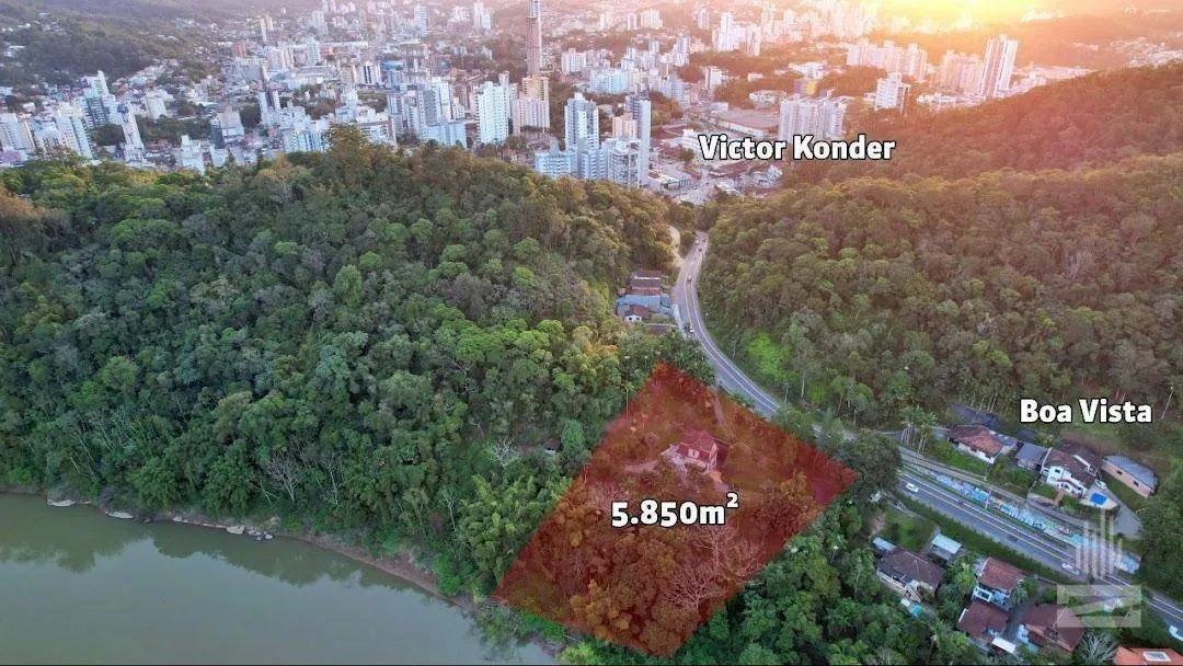 Terreno à venda 5.800m no bairro Boa Vista em Blumenau — foto 2