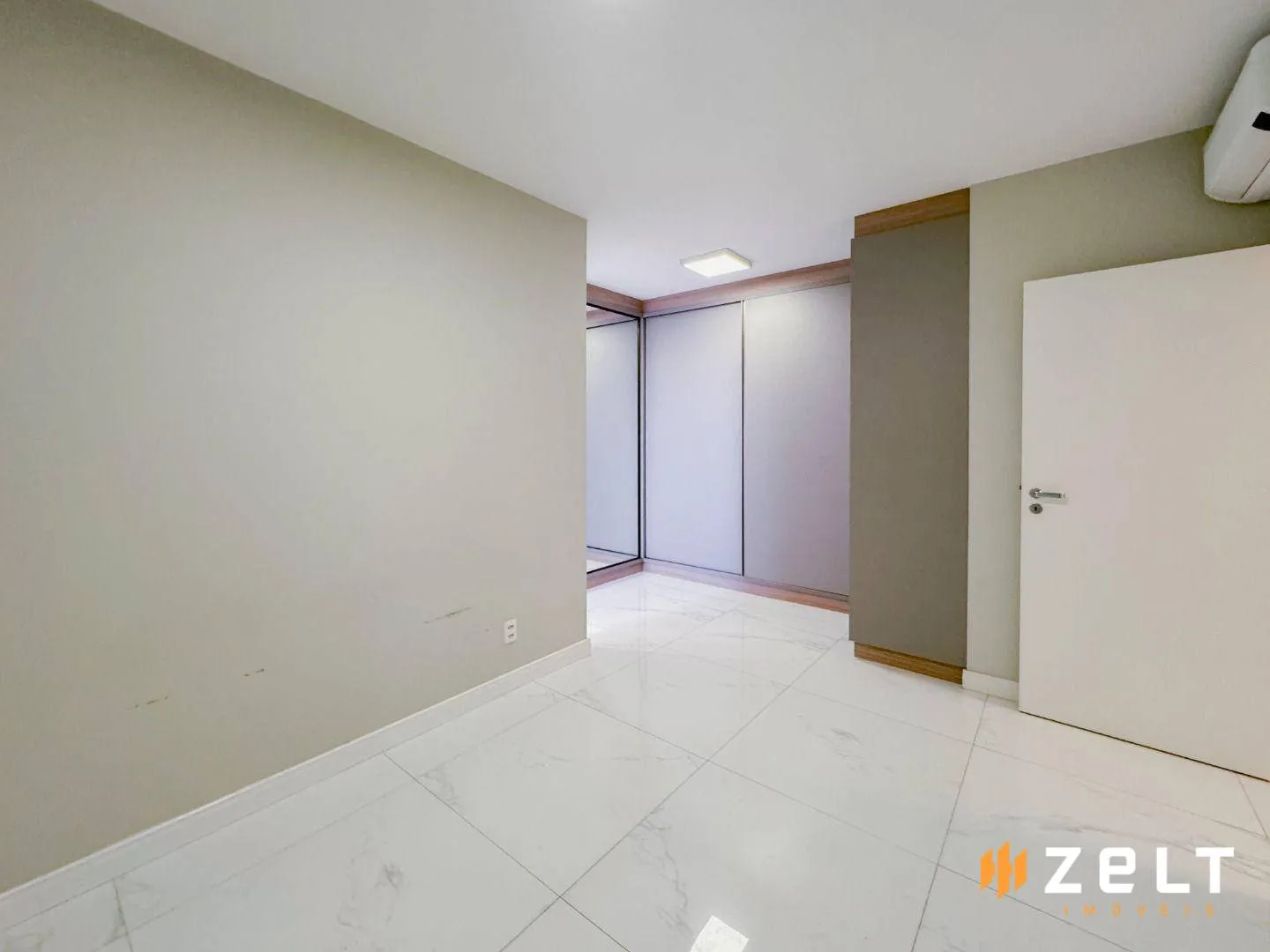 Apartamento alto padrão a venda 3 Suítes Mobiliado no bairro Velha em Blumenau — foto 5