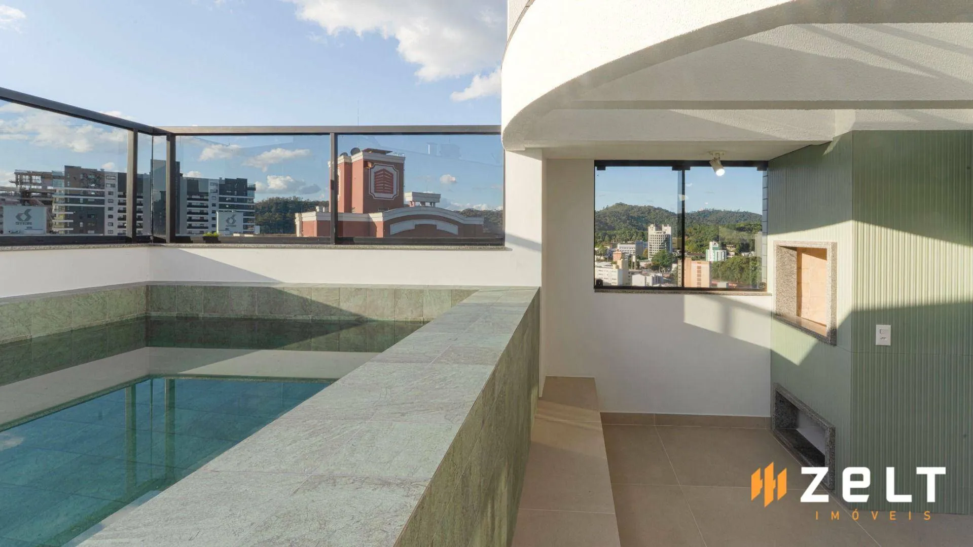 Cobertura com 3 dormitórios à venda, 244 m por R$ 2.350.000,00 - Centro (Blumenau) - Blumenau/SC — foto 2