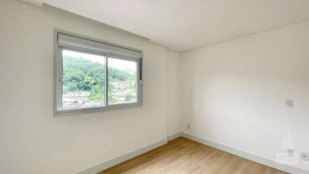 Apartamento de Alto Padrão à Venda com 3 Dormitórios e 109m em Ótima Localização no bairro Velha em Blumenau — foto 7