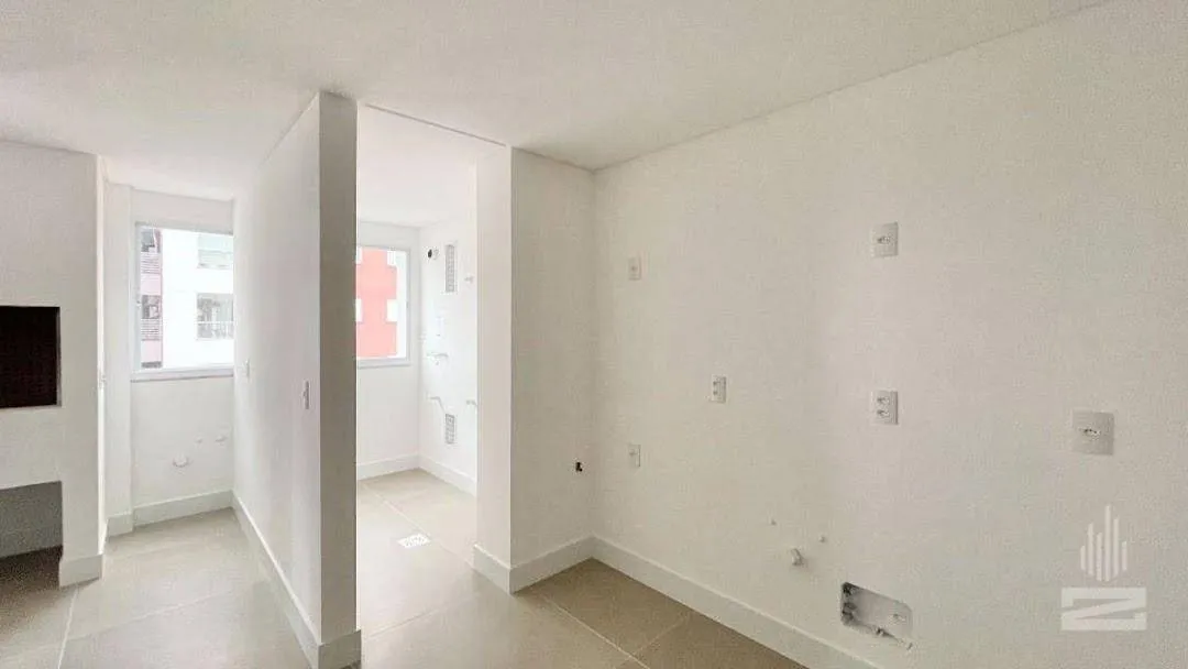 Apartamento de Alto Padrão à Venda com 3 Dormitórios e 109m em Ótima Localização no bairro Velha em Blumenau — foto 3