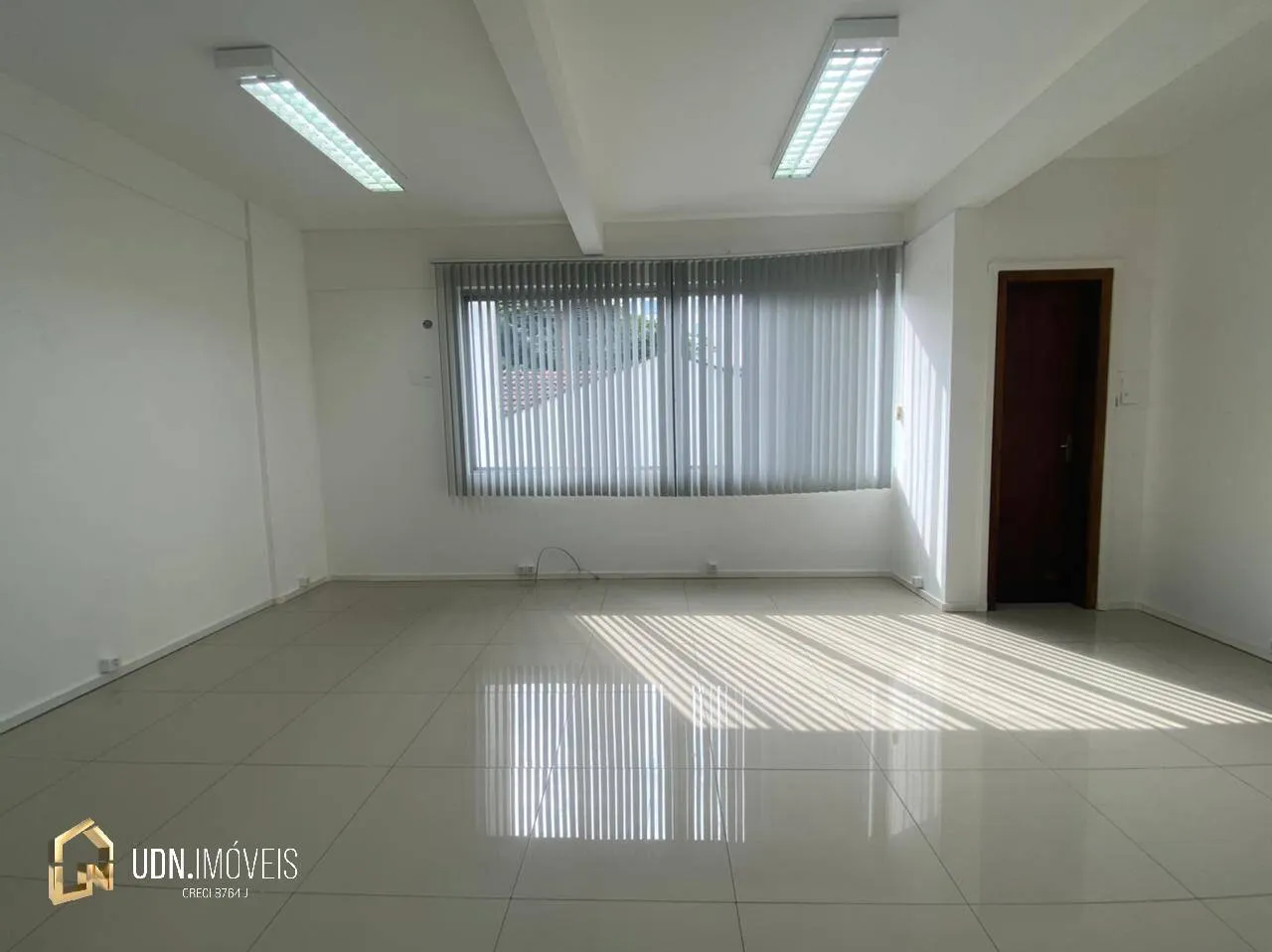 Sala Comercial para Locação Bairro Centro, Blumenau - SC — foto 4