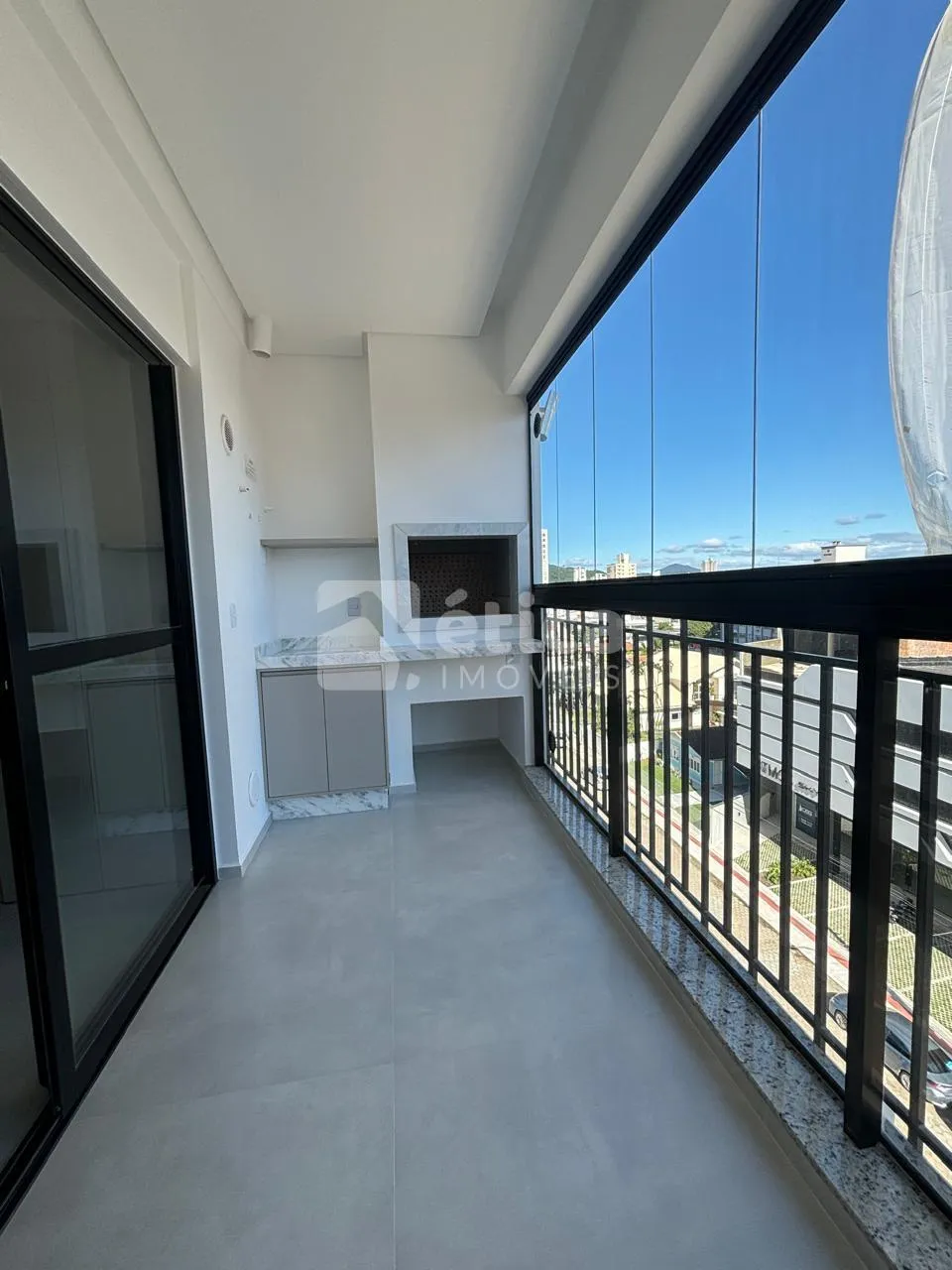 Apartamento com 3 dormitórios, sendo 1 suite 2 vagas na garagem — foto 2