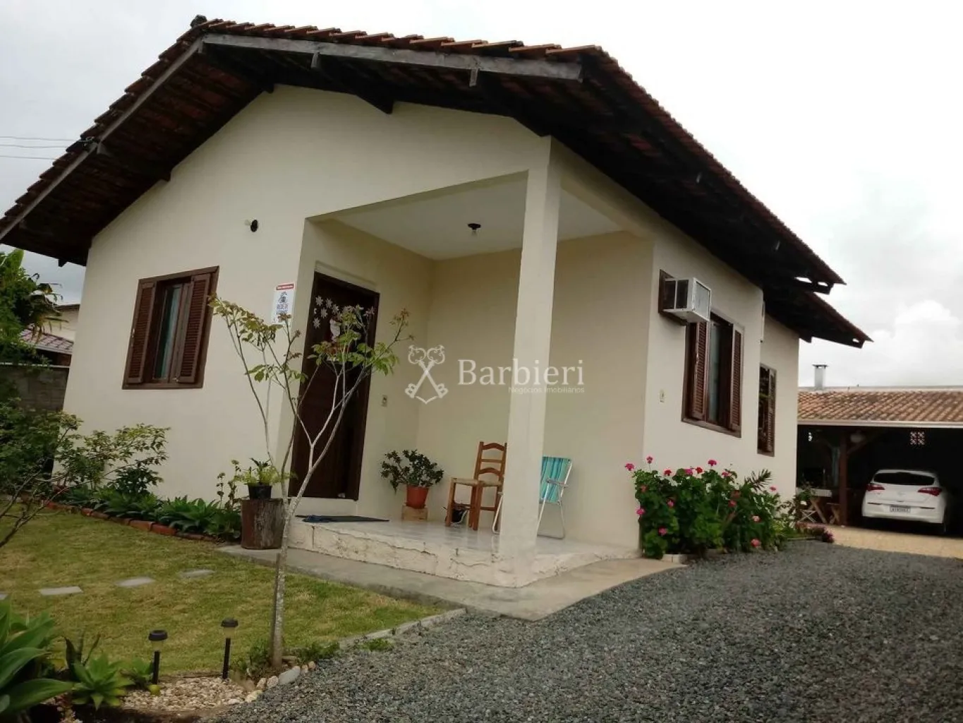 Casa com 3 quartos, 183 m no Bairro Santo Antônio - Balneario Piçarras/SC - foto 1