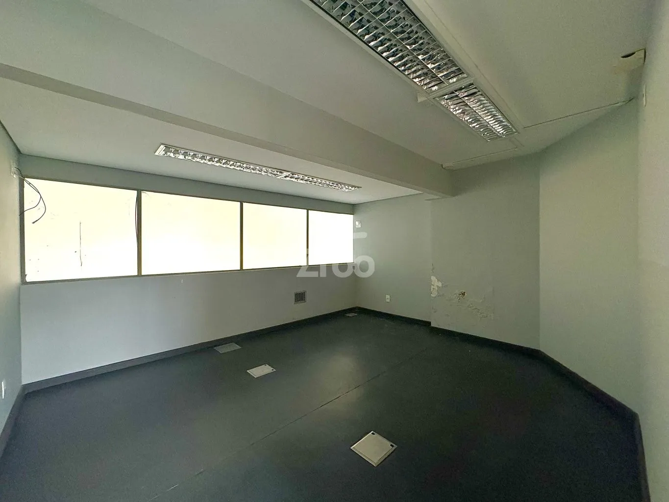 Loja Comercial com 370m conta com ampla vitrine e dois pavimentos no bairro Itoupava Norte em Blumenau/SC - foto 1