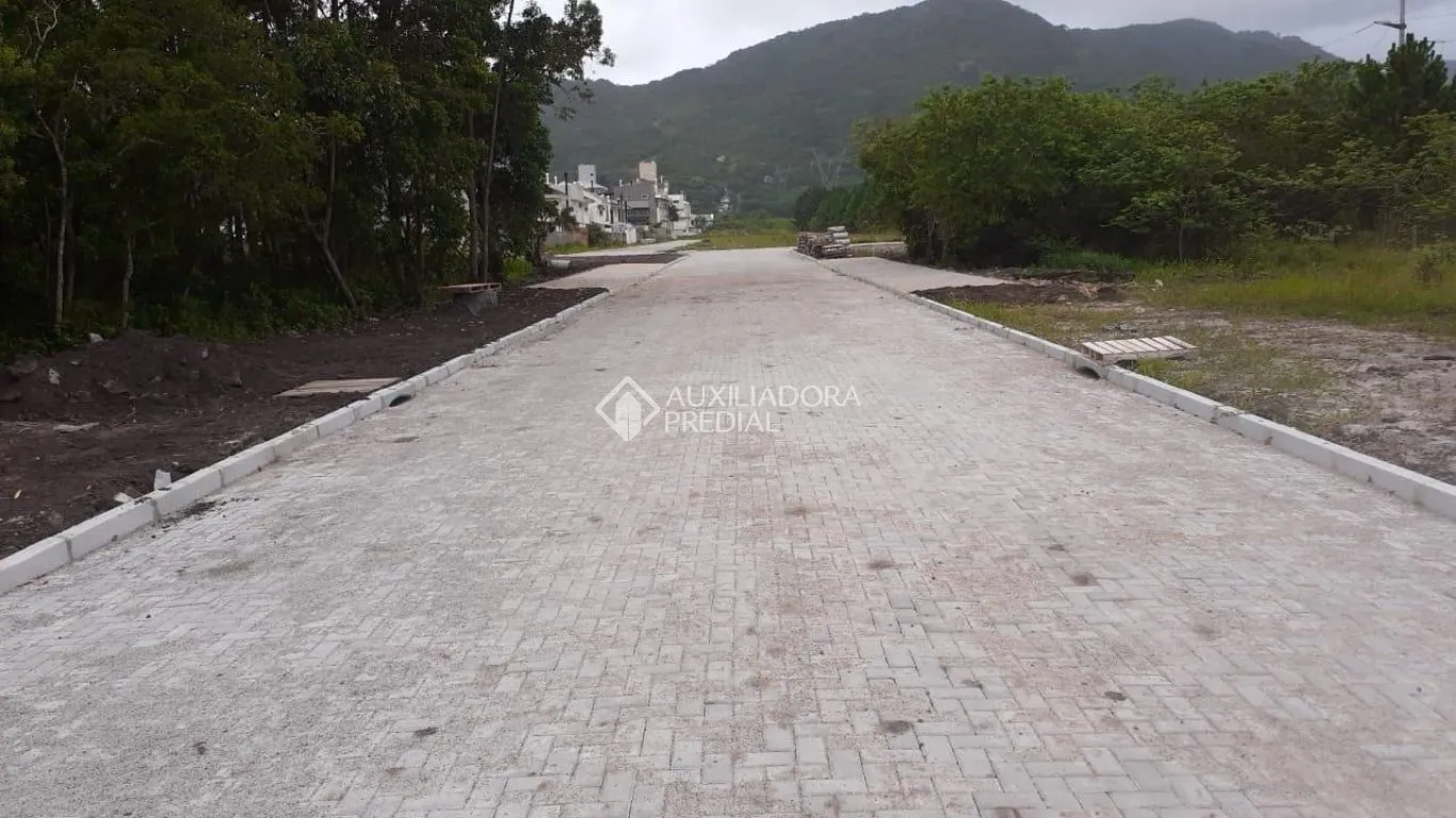 Terreno à venda, 376m² no Ribeirão da Ilha, Florianópolis - foto 1