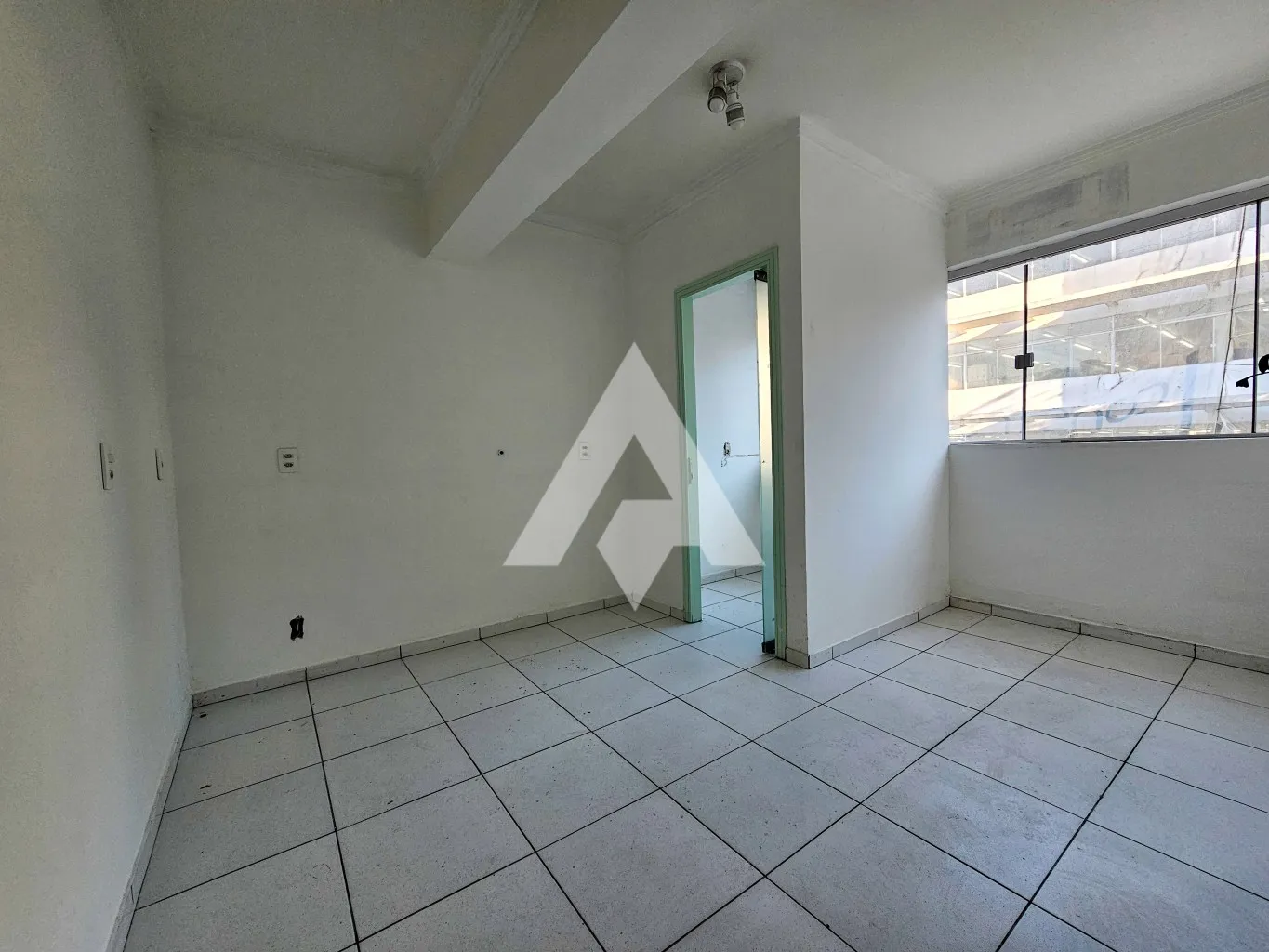 Sala comercial de 237,70m para locação por R$ 6.750,00 - Bairro Centro - Blumenau/SC — foto 7