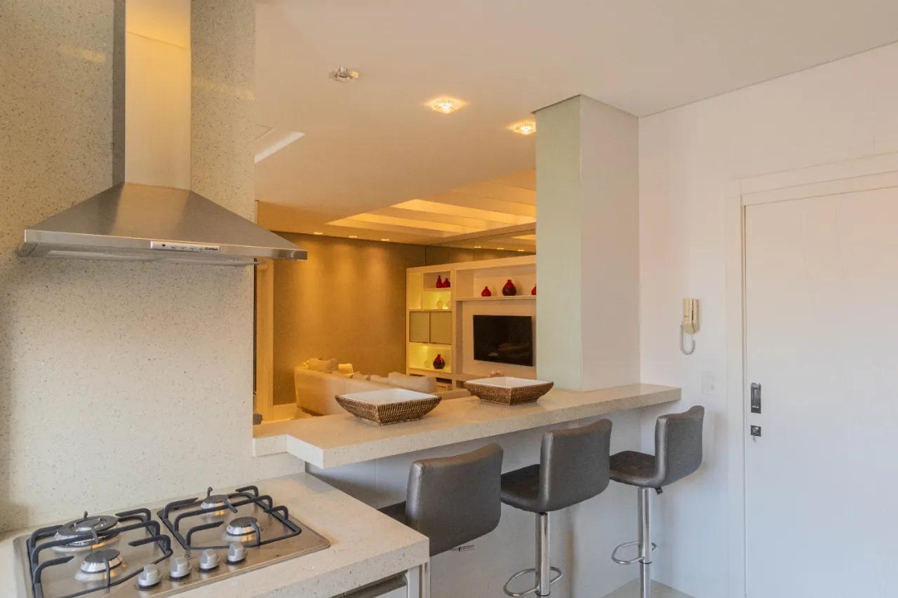Apartamento com 3 suíte(s) à venda no bairro CENTRO em JOINVILLE, por R$ 4.749.658,29 — foto 2