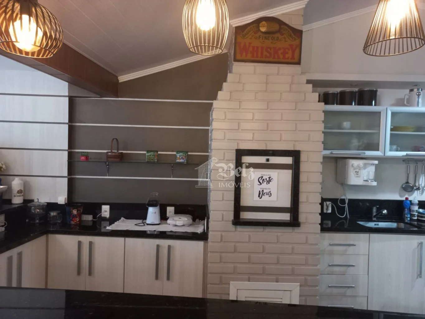 VENDE-SE CASA NO CENTRO DE POMERODE, Mobiliado — foto 2