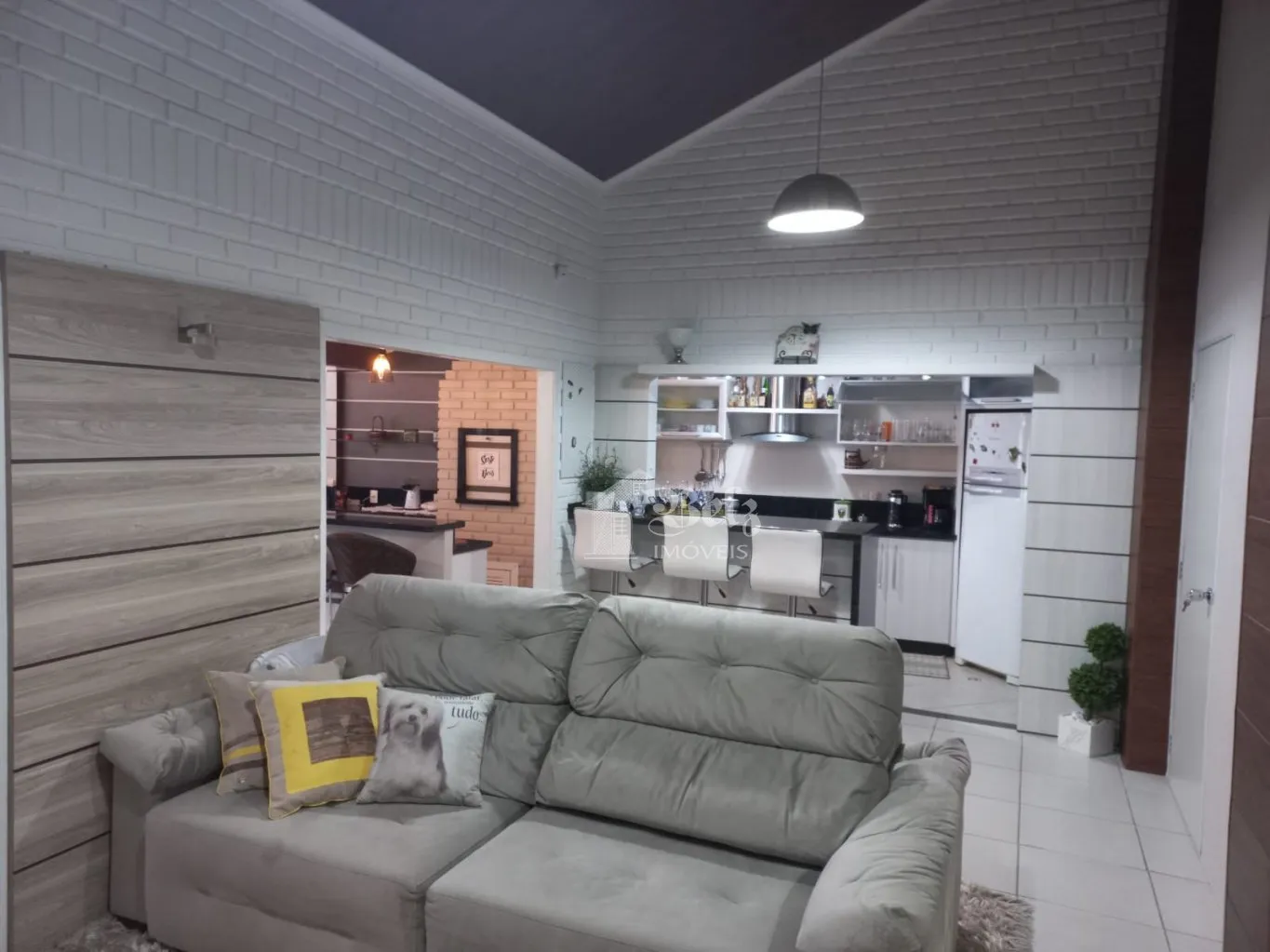 VENDE-SE CASA NO CENTRO DE POMERODE, Mobiliado — foto 4