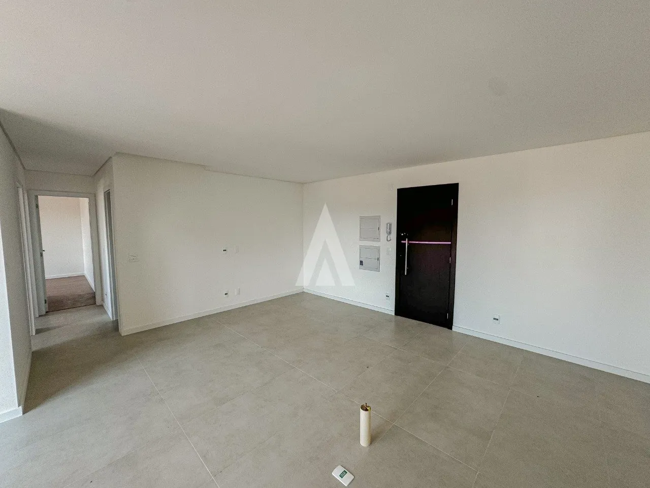 Apartamento com 1 suíte(s) mais 2 quarto(s) à venda no bairro Costa E Silva em Joinville, por R$ 595.000.00. — foto 7