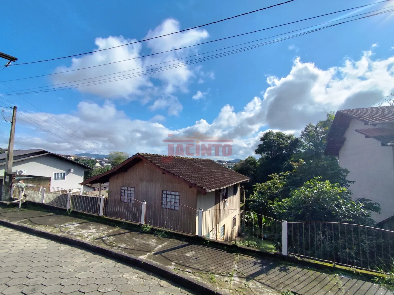 Terreno localizado no bairro Tribess, com 878m e 15 metros de frente. — foto 3