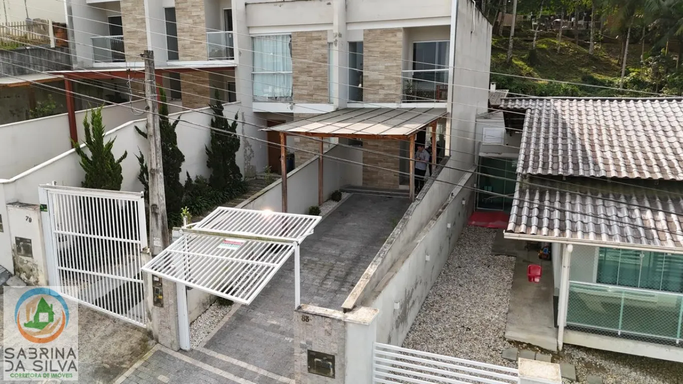 Sobrado Semi Mobiliado à Venda - Bairro Itoupavazinha, Blumenau/SC - foto 1
