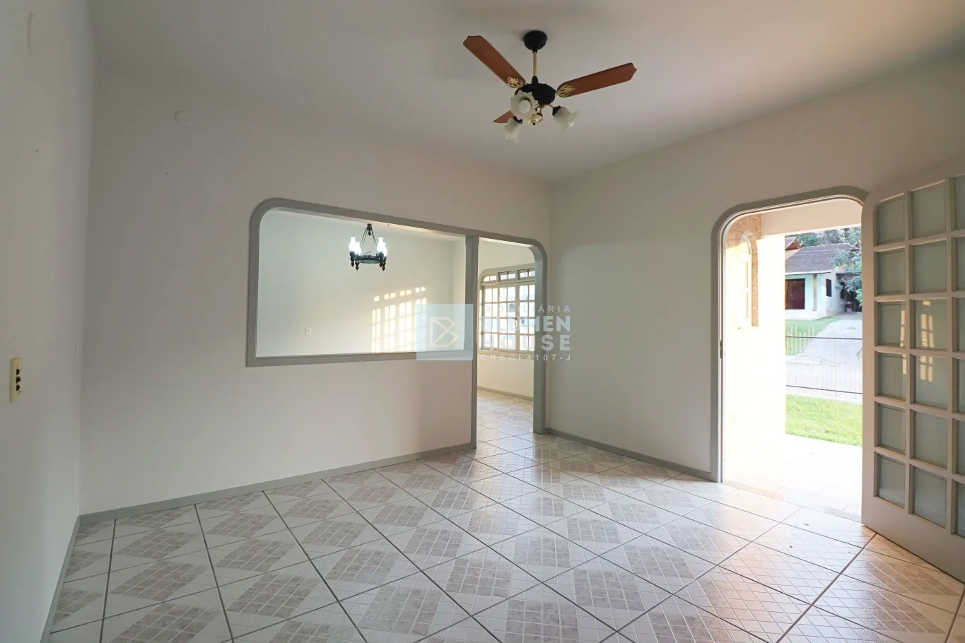 Ampla casa térrea com piscina no bairro Rio Morto, Indaial! — foto 7