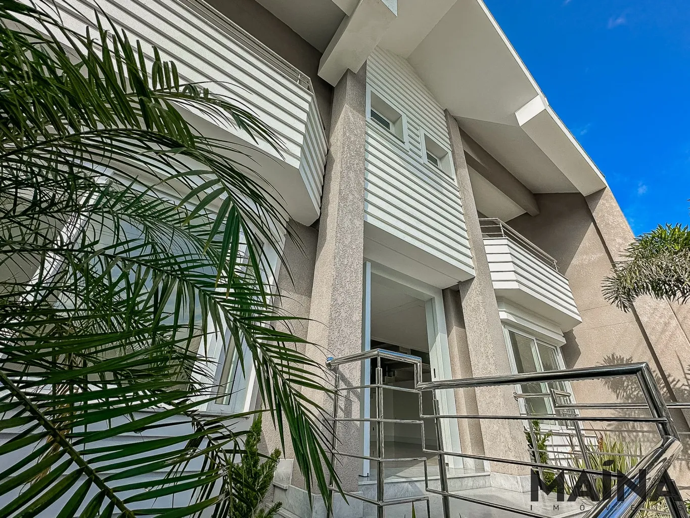 Casa em alto padrão com 3 suítes na Escola Agrícola — foto 2