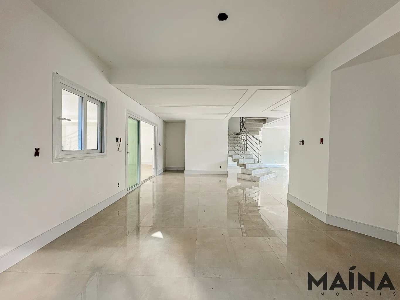 Casa em alto padrão com 3 suítes na Escola Agrícola — foto 7