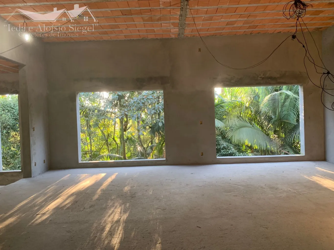 Residencia de Alto Padrão em Construção Bairro Salto do Norte - Blumenau/SC - Ref 1327 — foto 2