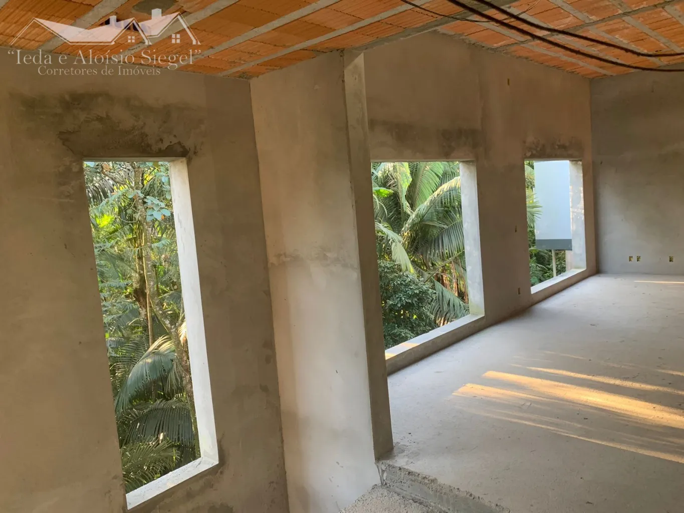 Residencia de Alto Padrão em Construção Bairro Salto do Norte - Blumenau/SC - Ref 1327 — foto 4