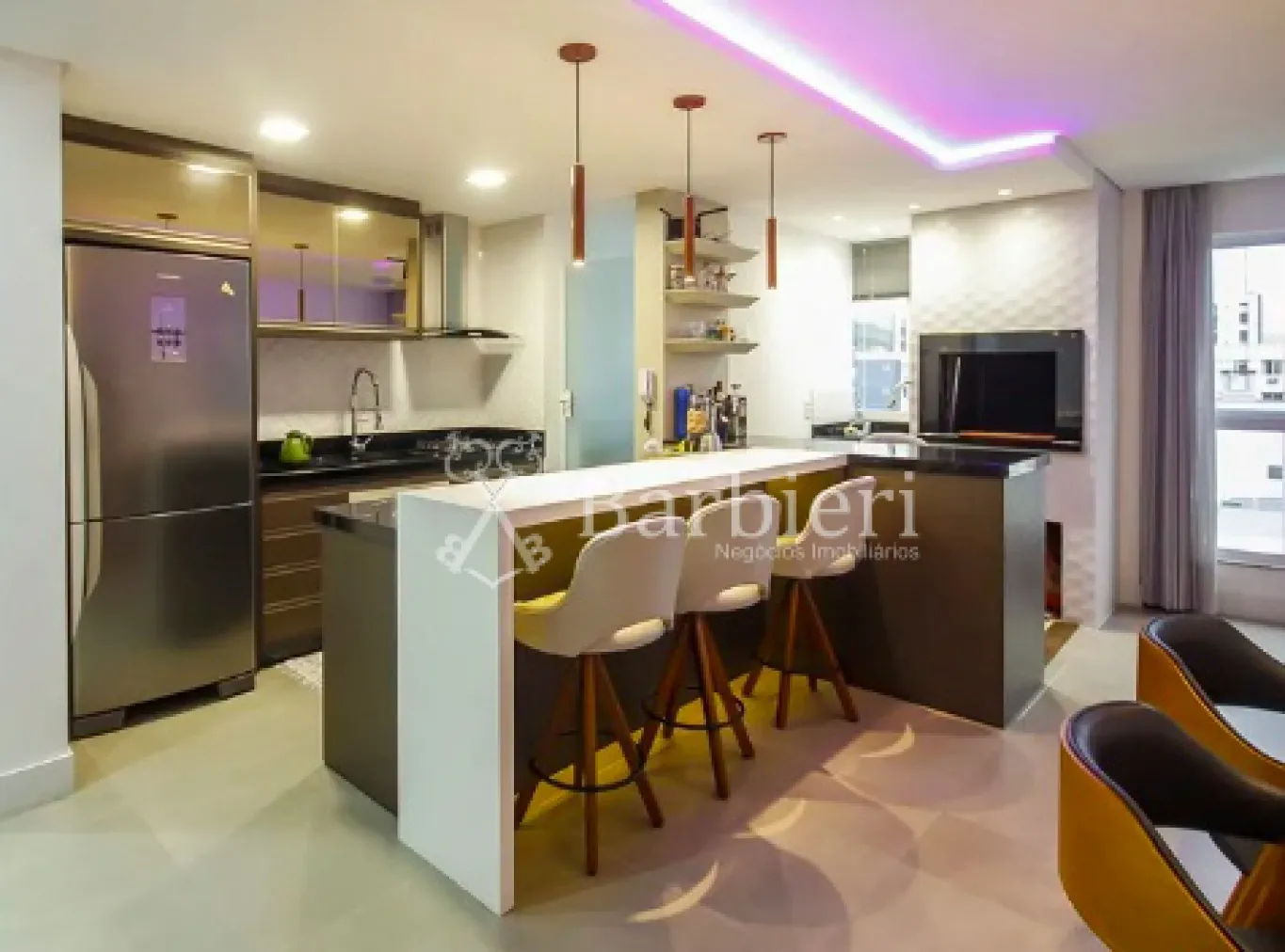 Apartamento com 3 quartos sendo 1 suíte no bairro Centro em Blumenau/SC - foto 1