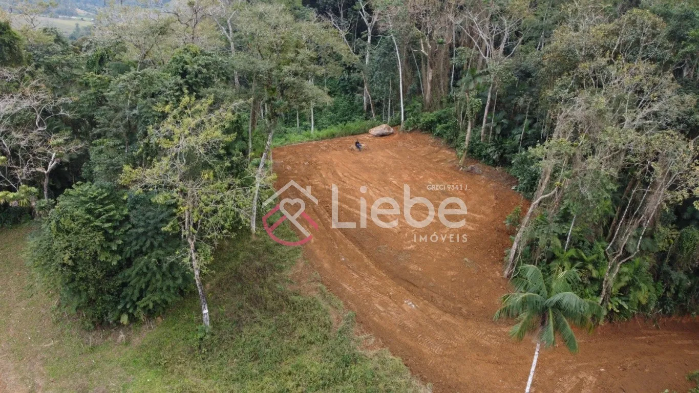 Ótimo terreno no bairro de Pomerode Fundos na cidade de Pomerode com 20.004,06m, fazendo frente em 26,51 metros. — foto 2