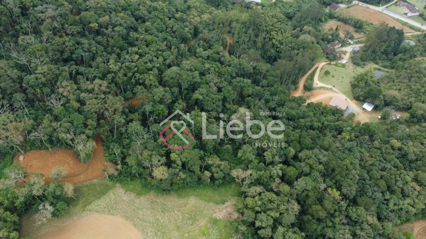 Ótimo terreno no bairro de Pomerode Fundos na cidade de Pomerode com 20.004,06m, fazendo frente em 26,51 metros. — foto 4