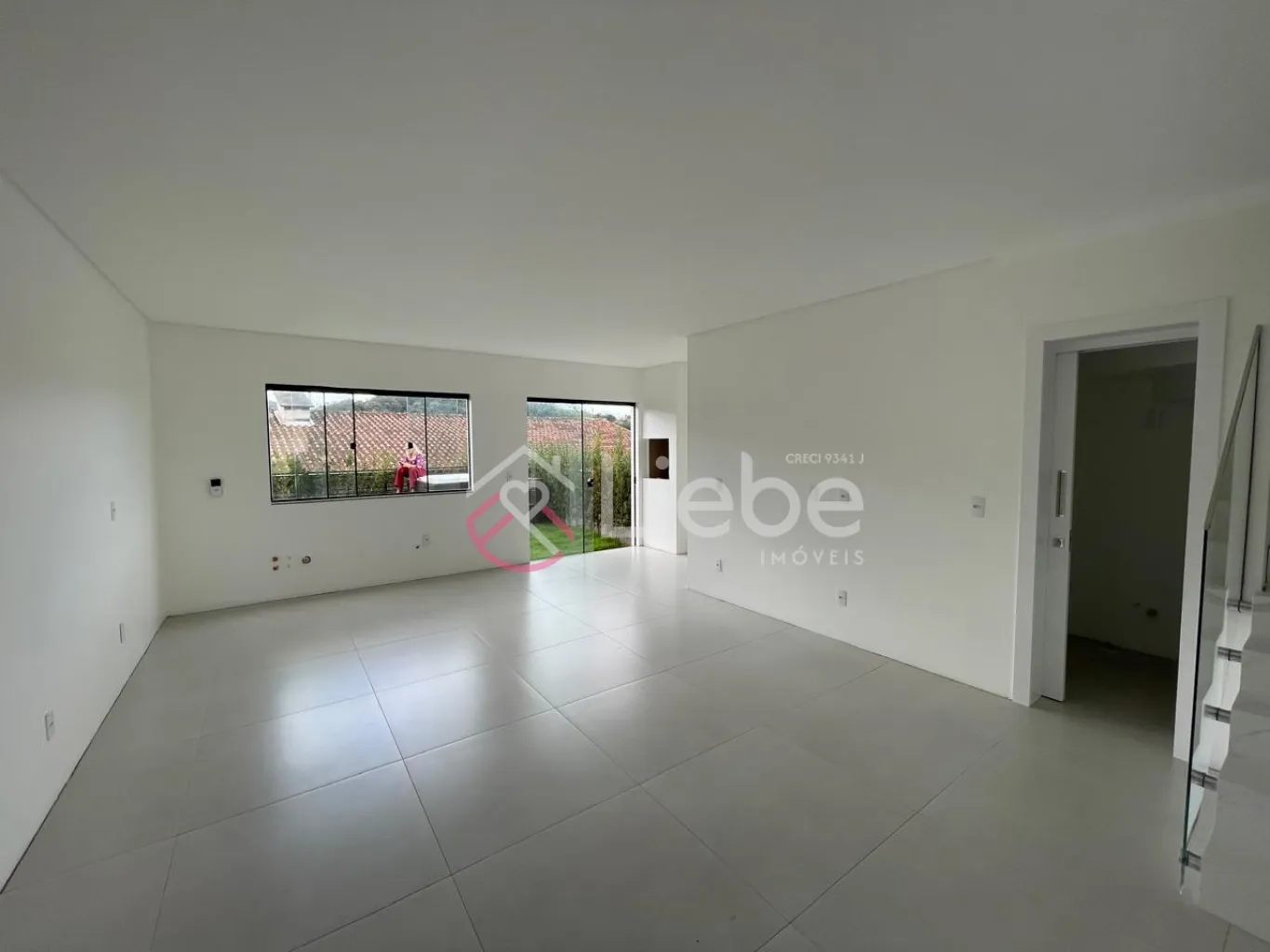 LINDOS, ELEGANTES e MODERNOS SOBRADOS 3 suítes no Bairro Ribeirão Areia em local privilegiado com 147.34m de área privativa. RESIDENCIAL NAPLES. — foto 7