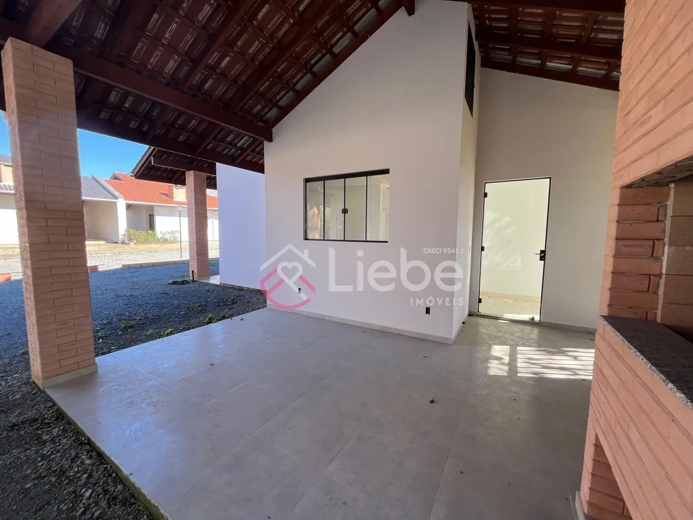 Lindas casas novas, no condomínio Residencial Ecohaus, com 3 dormitórios sendo uma suíte, com 107,93 m, localizado no Bairro Pomerode Fundos, na cidade de Pomerode. — foto 5