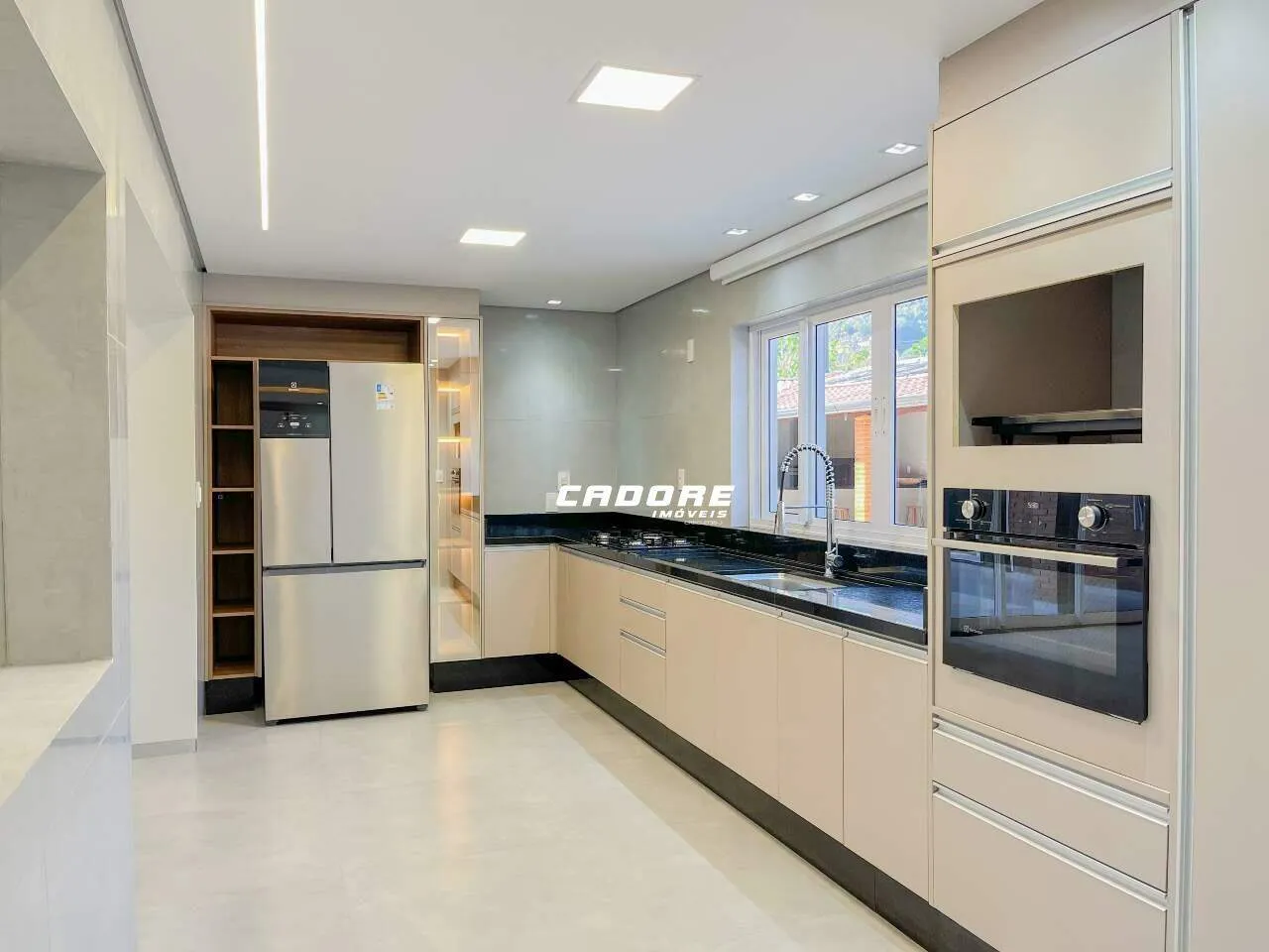 Casa à venda, 4 quartos, 2 suítes, 4 vagas, Garcia - Blumenau/SC — foto 4