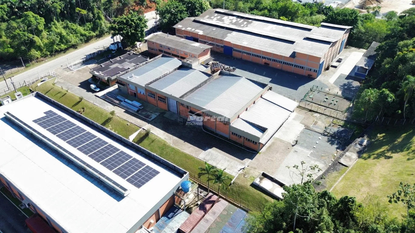 Galpão disponível para locação com 4900m no bairro Itoupavazinha - Blumenau/SC! - foto 1
