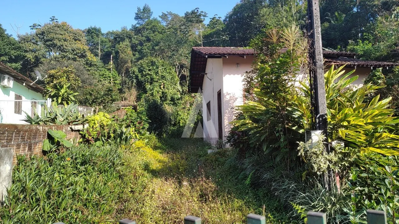 Terreno à venda no bairro Costa E Silva em Joinville, por R$ 2.700.000.00. — foto 3