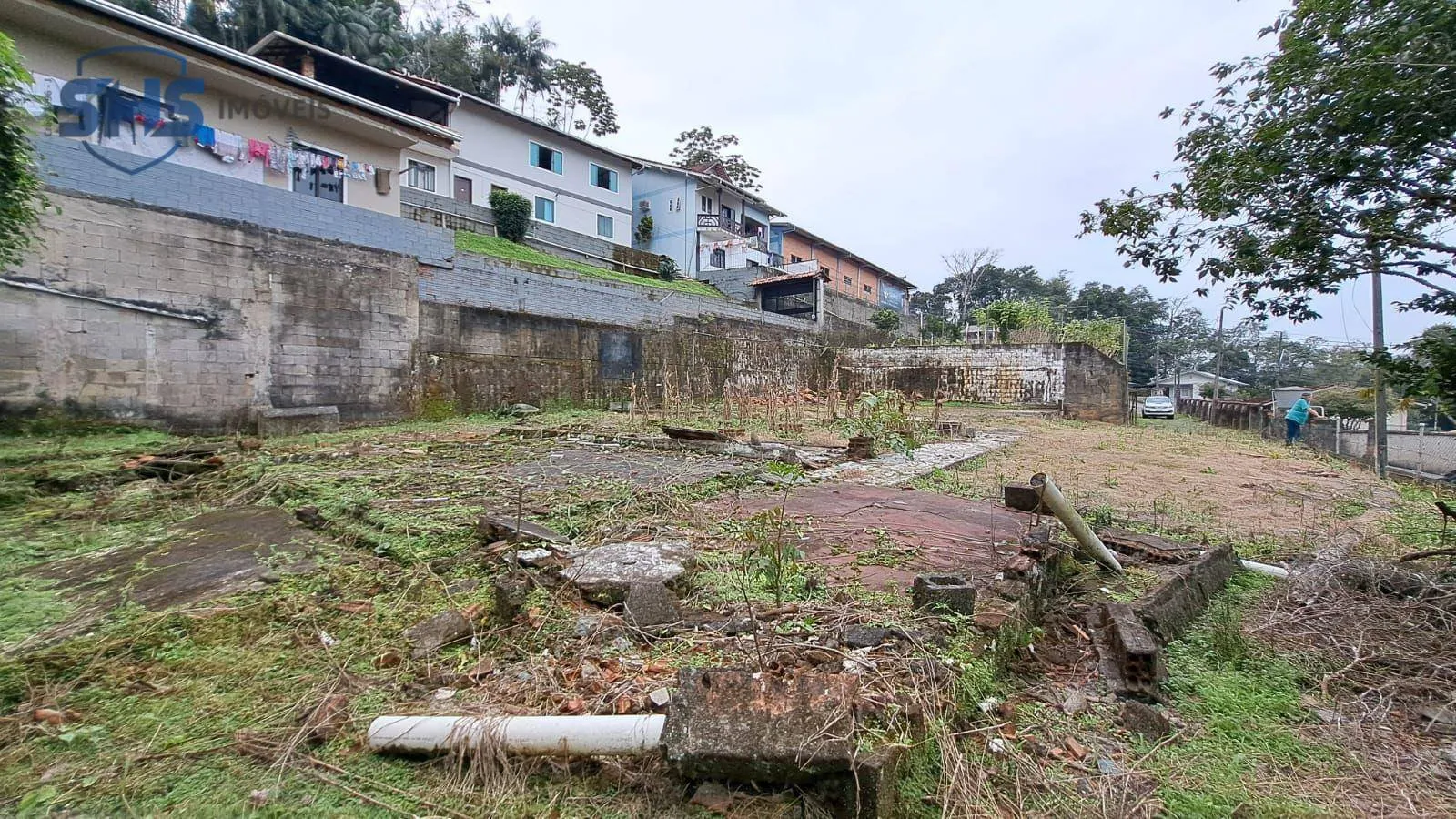 Terreno com 675m2 a venda no bairro Agua Verde — foto 6