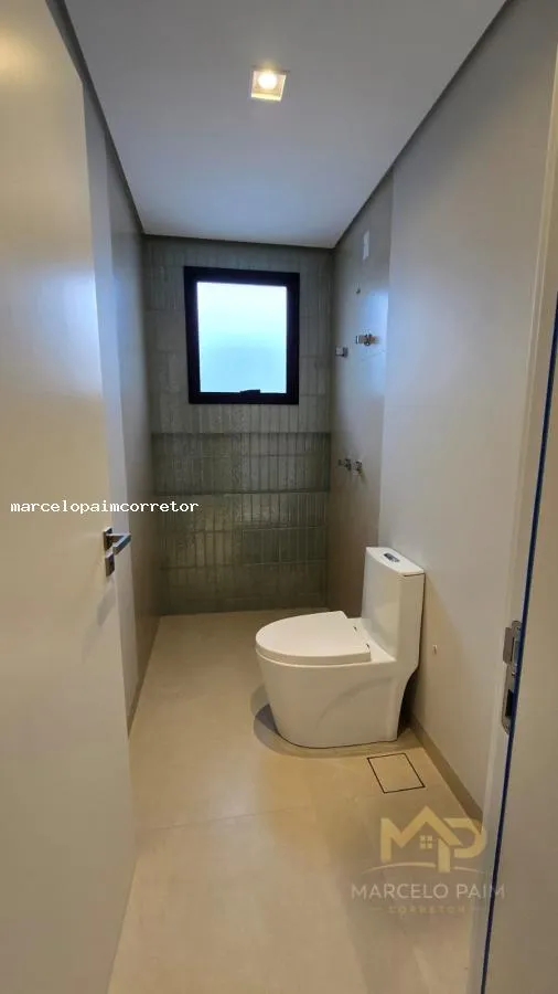 Sobrado para Venda em Palhoça, Passa Vinte, 3 dormitórios, 1 suíte, 2 banheiros, 2 vagas - foto 1