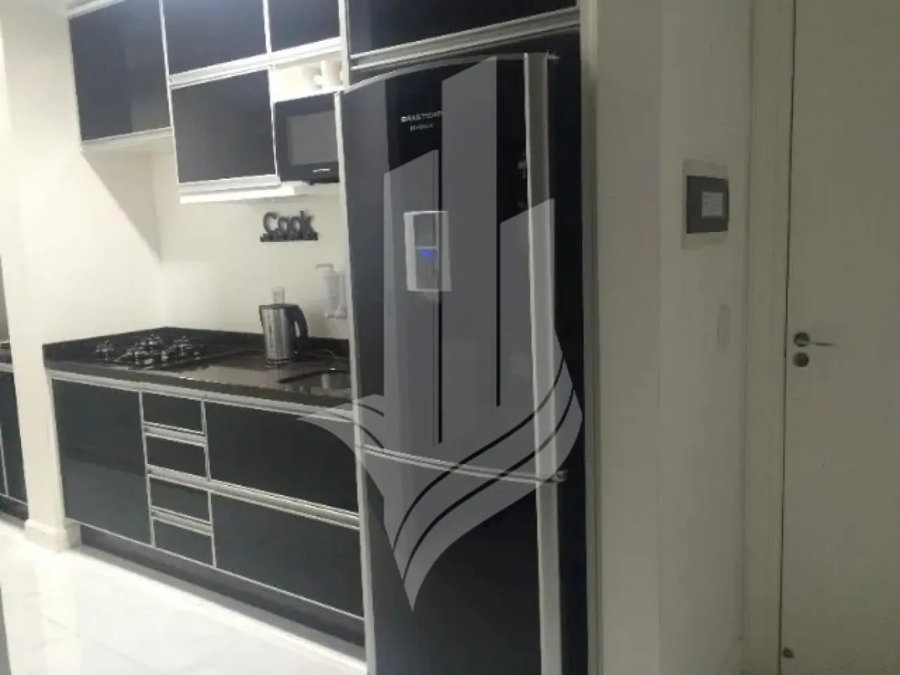 Apartamento semi mobiliado no Bairro Água Verde — foto 4