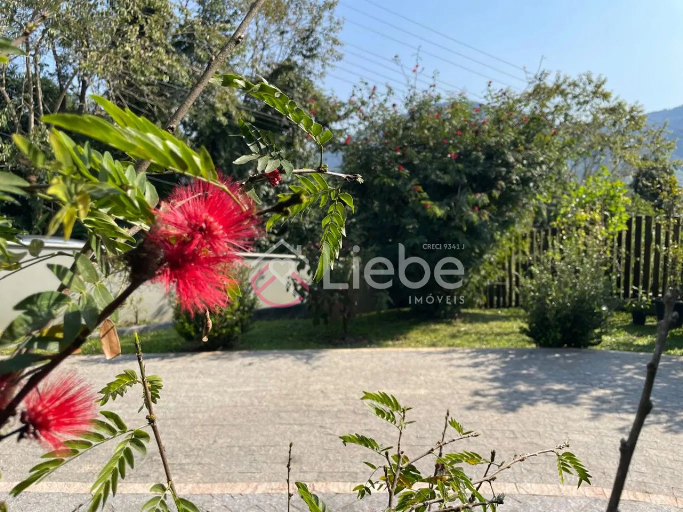 Imóvel lindíssimo com duas casas no Bairro Centro na cidade de Pomerode com 276,01m de área construída. — foto 6