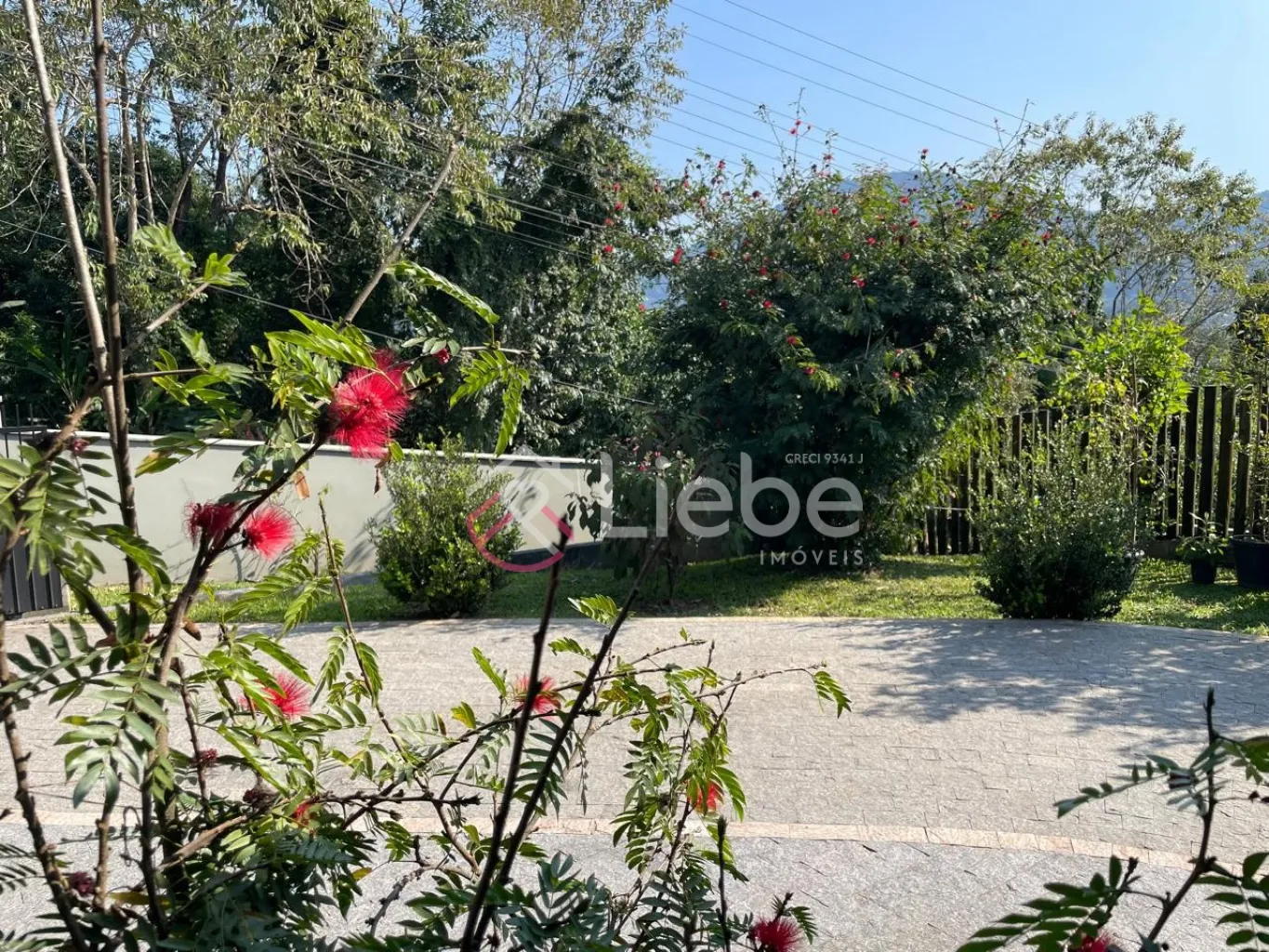 Imóvel lindíssimo com duas casas no Bairro Centro na cidade de Pomerode com 276,01m de área construída. — foto 7