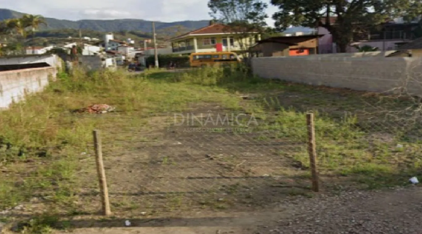 Excelente terreno no Centro de Presidente Getúlio, com 853,37m2. - foto 1