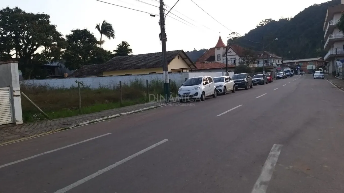 Excelente terreno no Centro de Presidente Getúlio, com 853,37m2. — foto 4