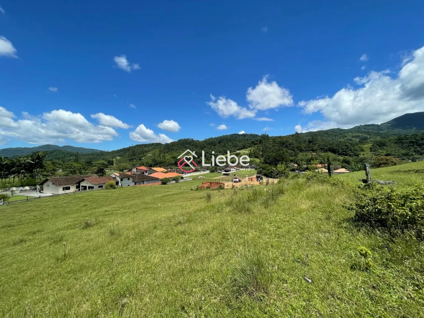 Lindo terreno na Rota do Enxaimel em Testo Alto na cidade de Pomerode com 9.192,45m. — foto 6