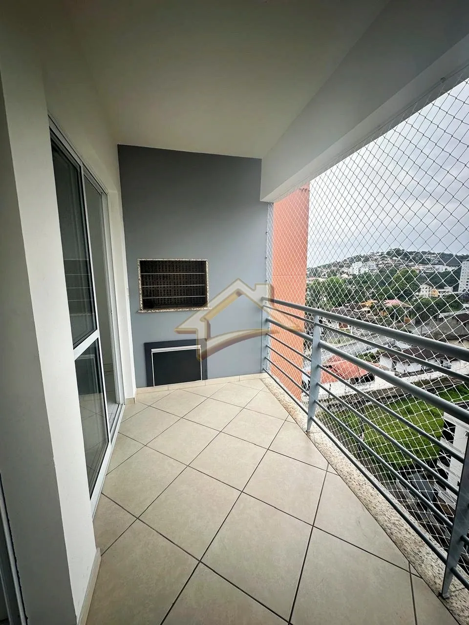 Apartamento semi-mobiliado com três dormitórios em Home Club completo! — foto 5