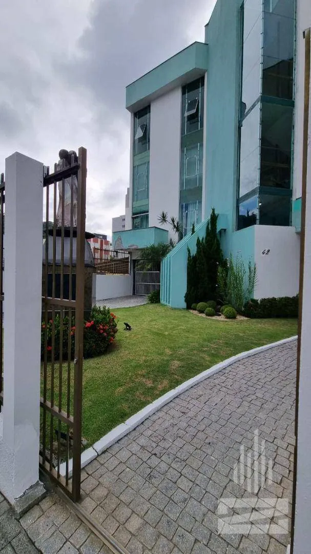 Prédio Comercial à Venda com 9 Salas e em Excelente Localização no bairro Centro em Blumenau — foto 4