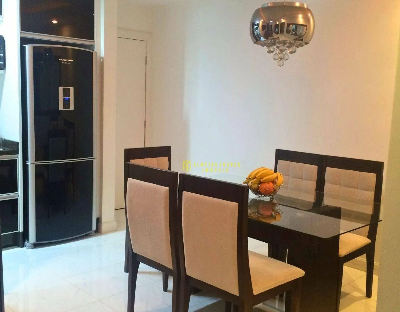 Apartamento com 3 dormitórios sendo 1 suíte, em condomínio completo no Bairro Água Verde - Blumenau/SC — foto 2