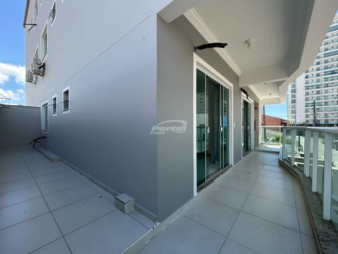 Apartamento disponível para locação no bairro Itacolomi, em Balneário Piçarras. (Cód. 19382) — foto 3