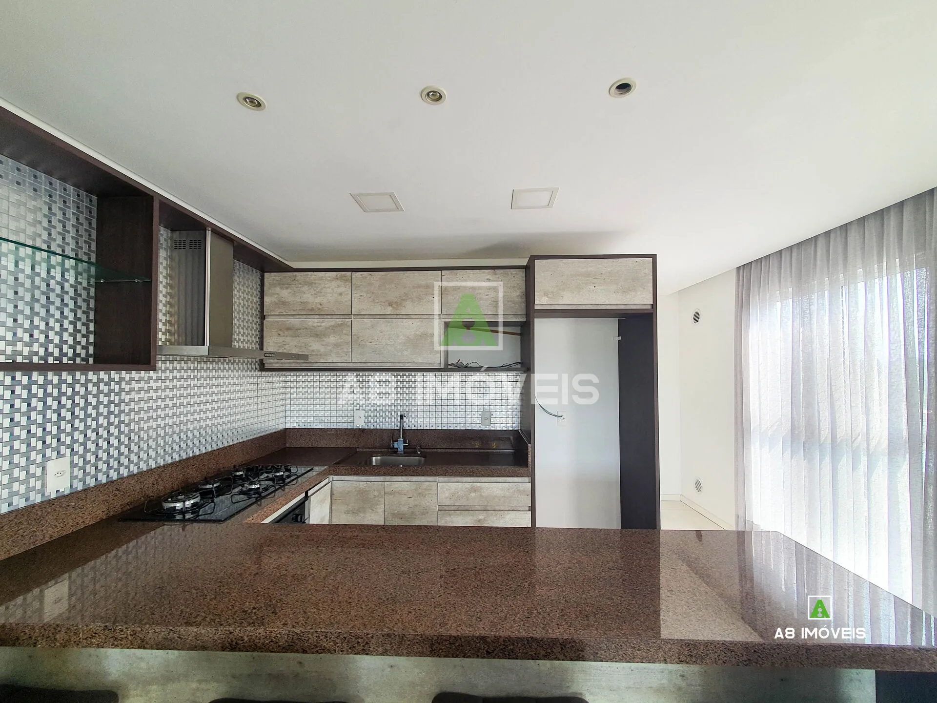 APARTAMENTO COM SUÍTE 100% MOBILIADO BAIRRO ITOUPAVA NORTE — foto 4
