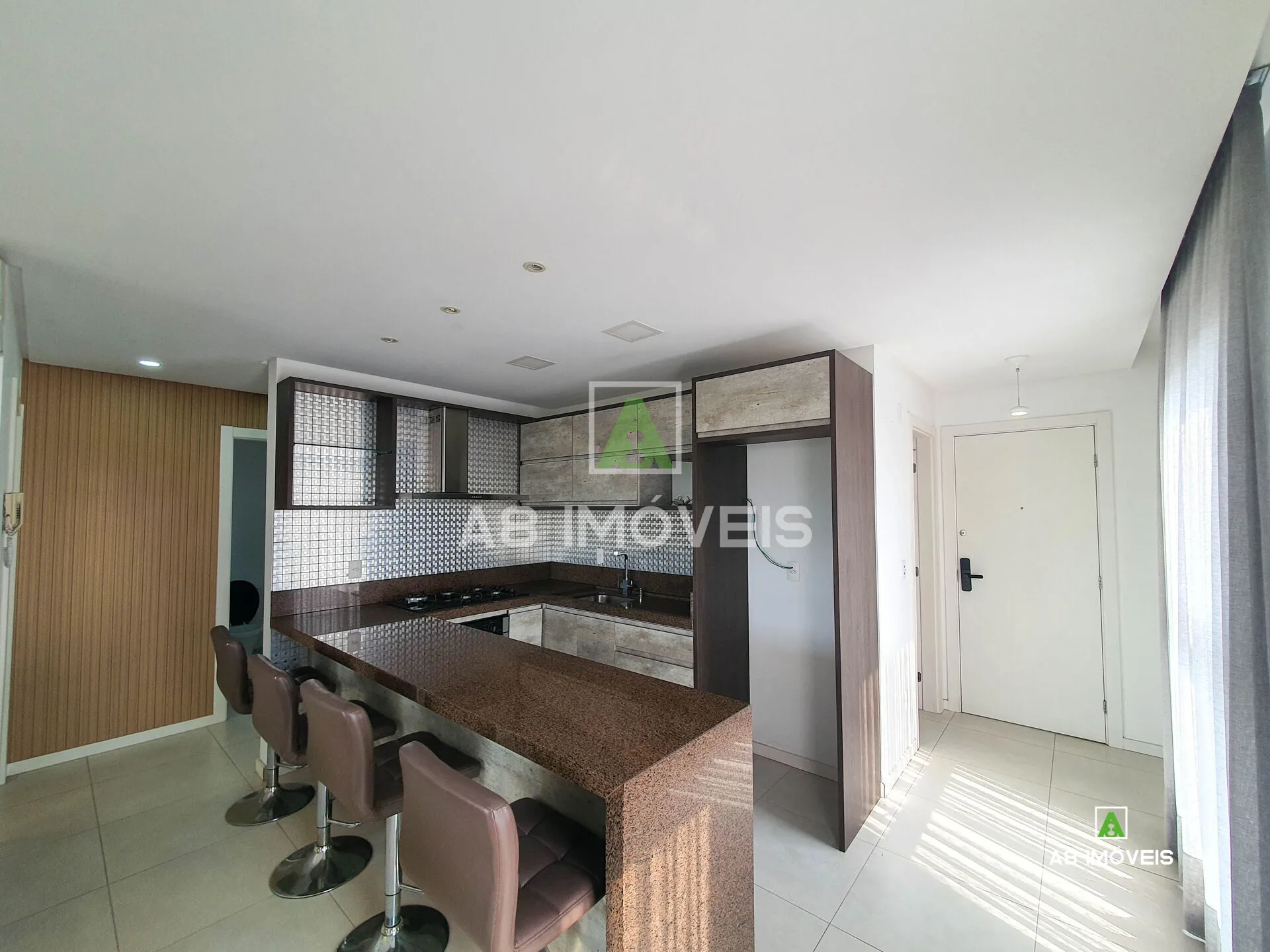 APARTAMENTO COM SUÍTE 100% MOBILIADO BAIRRO ITOUPAVA NORTE — foto 5