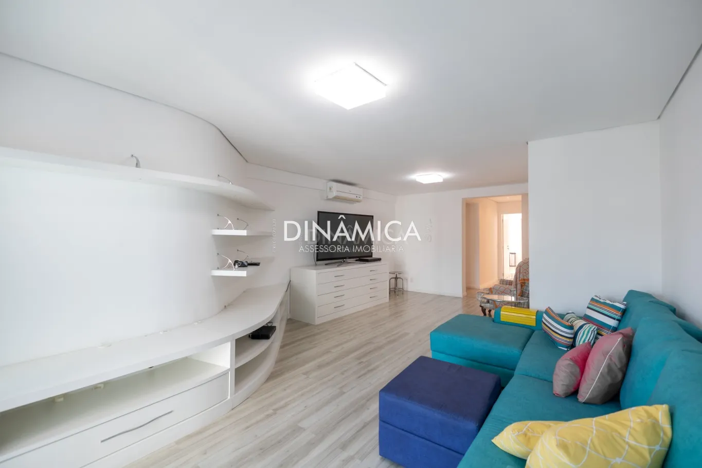 Apartamento de alto padrão no Bairro Ponta Aguda em Blumenau. - foto 1
