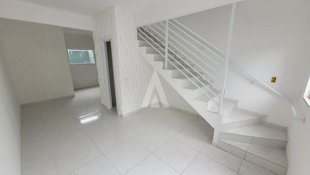 Sobrado Geminado com 2 quarto(s) à venda no bairro Floresta em Joinville, por R$ 350.000.00. — foto 2