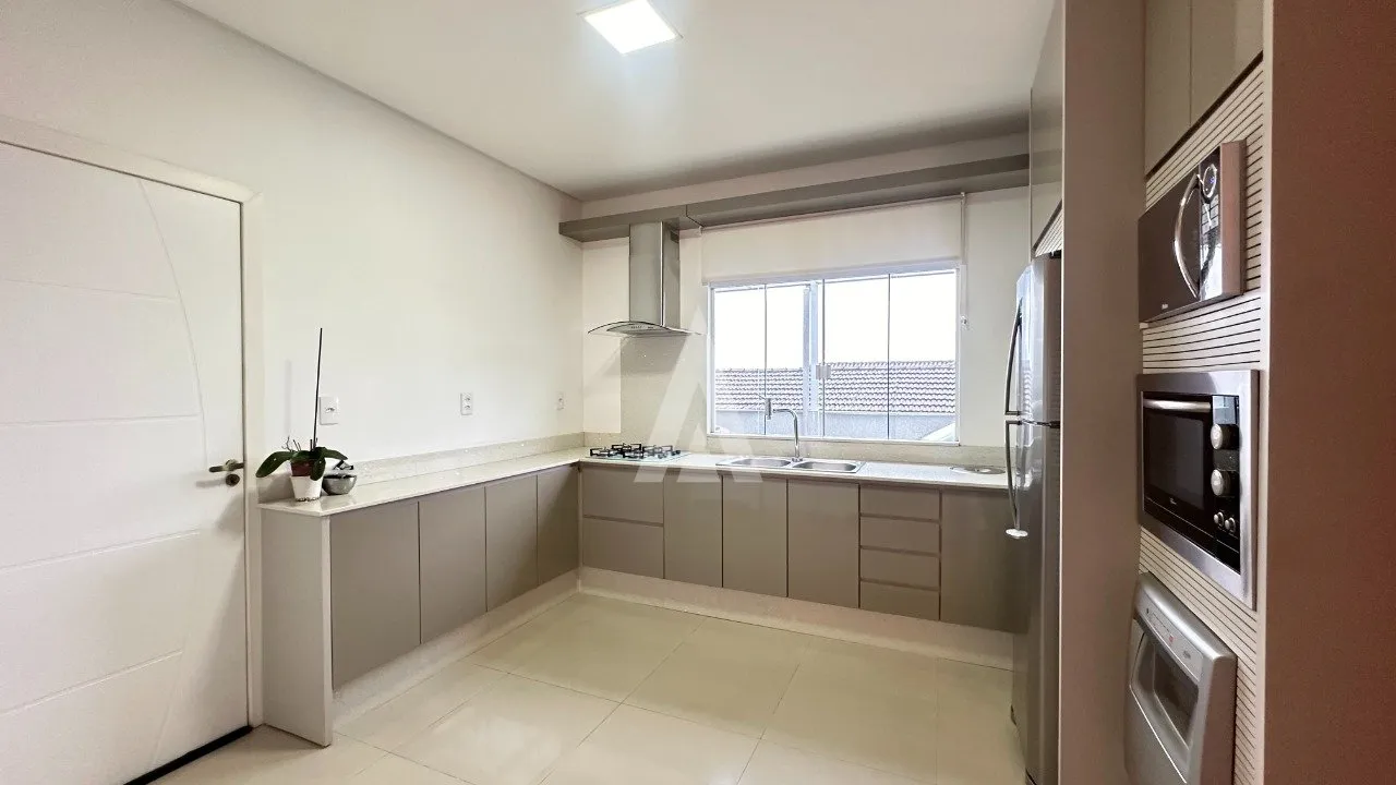 Sobrado com 1 suíte(s) mais 2 quarto(s) à venda no bairro Boa Vista em Joinville, por R$ 1.499.000.00. — foto 6